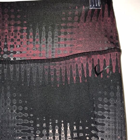 TLF Apparel Women's Multicolor Mesh Long Length Athletic Leggings Size Small - Picture 5 of 7